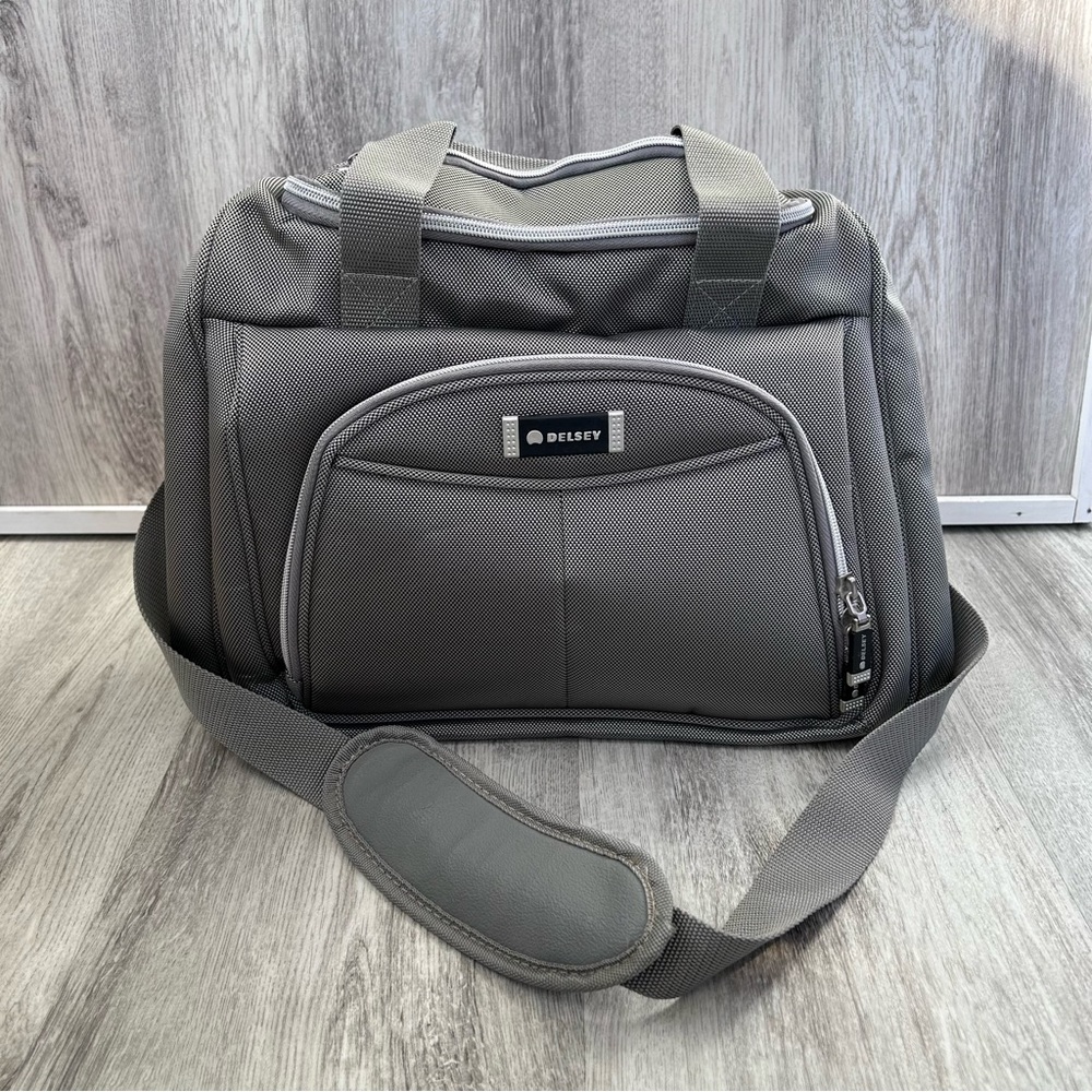 Delsey Silver Duffel Bag Carry on Weekender Small Overnight Quiet Luxury W Lock